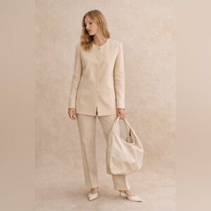 $900 Dead Stock Silk Cream Longline Blazer — Size 6